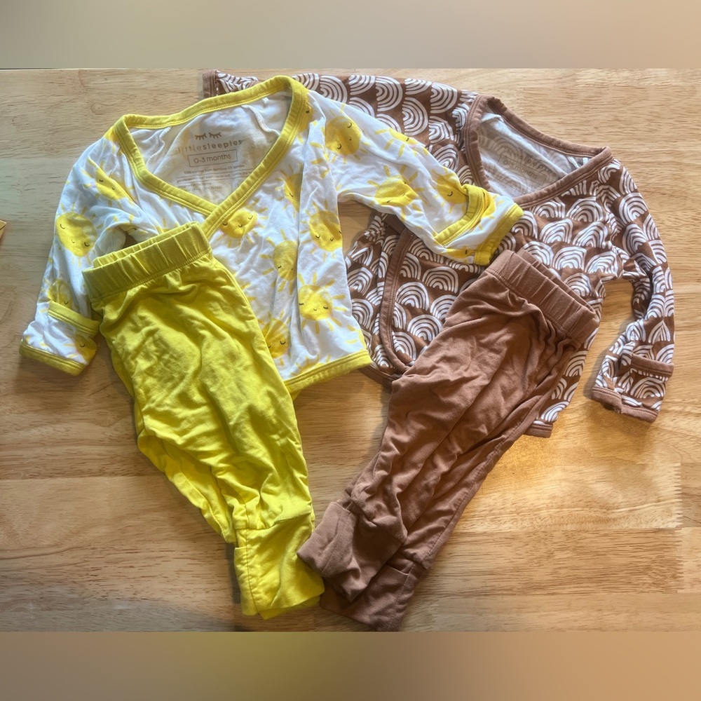 Little Sleepies 2 piece kimono style 0-3 months - Two
